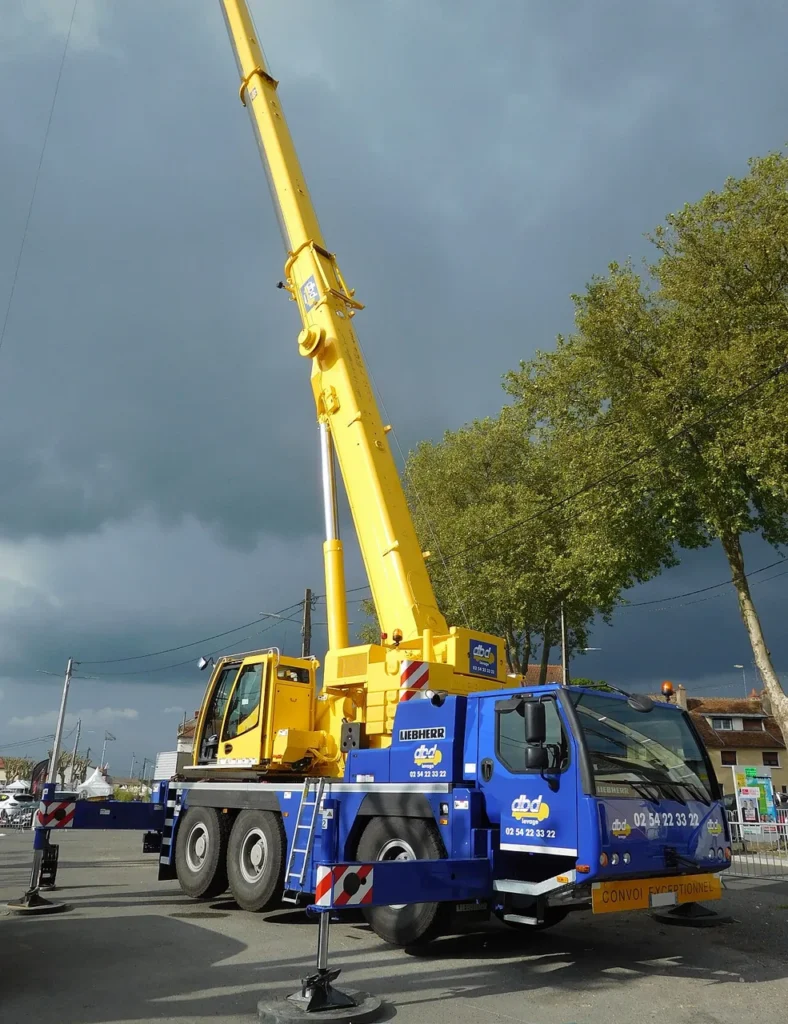 Автокран Liebherr LTM 1055-3.2 — фотография модели